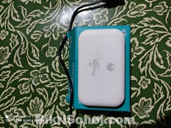 Huawei 4G mobile pocket router